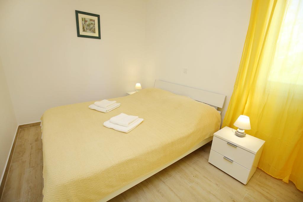 Holiday Home Zemljak Sukošan Buitenkant foto